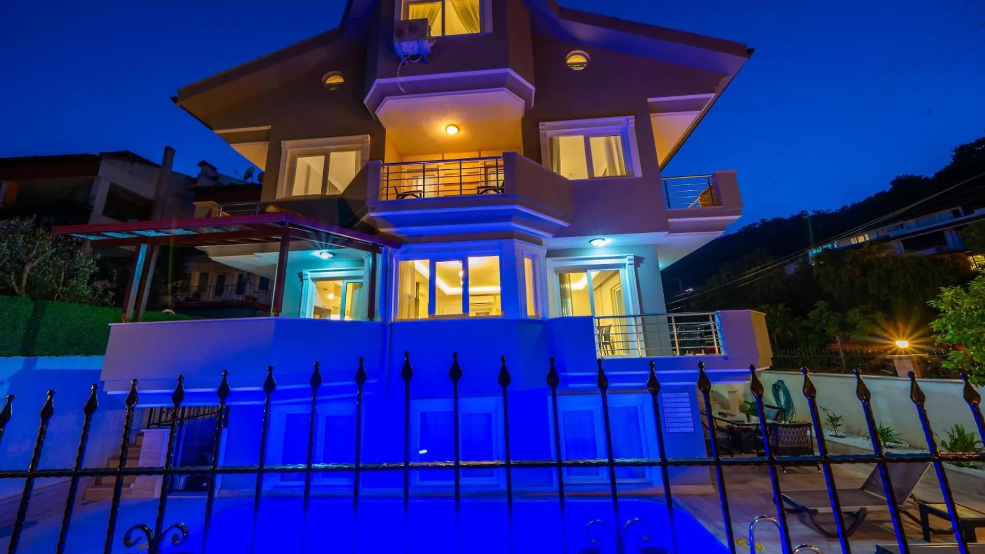 Necatibey Villa Armutalan Marmaris Daily Weekly Rentals Turkey