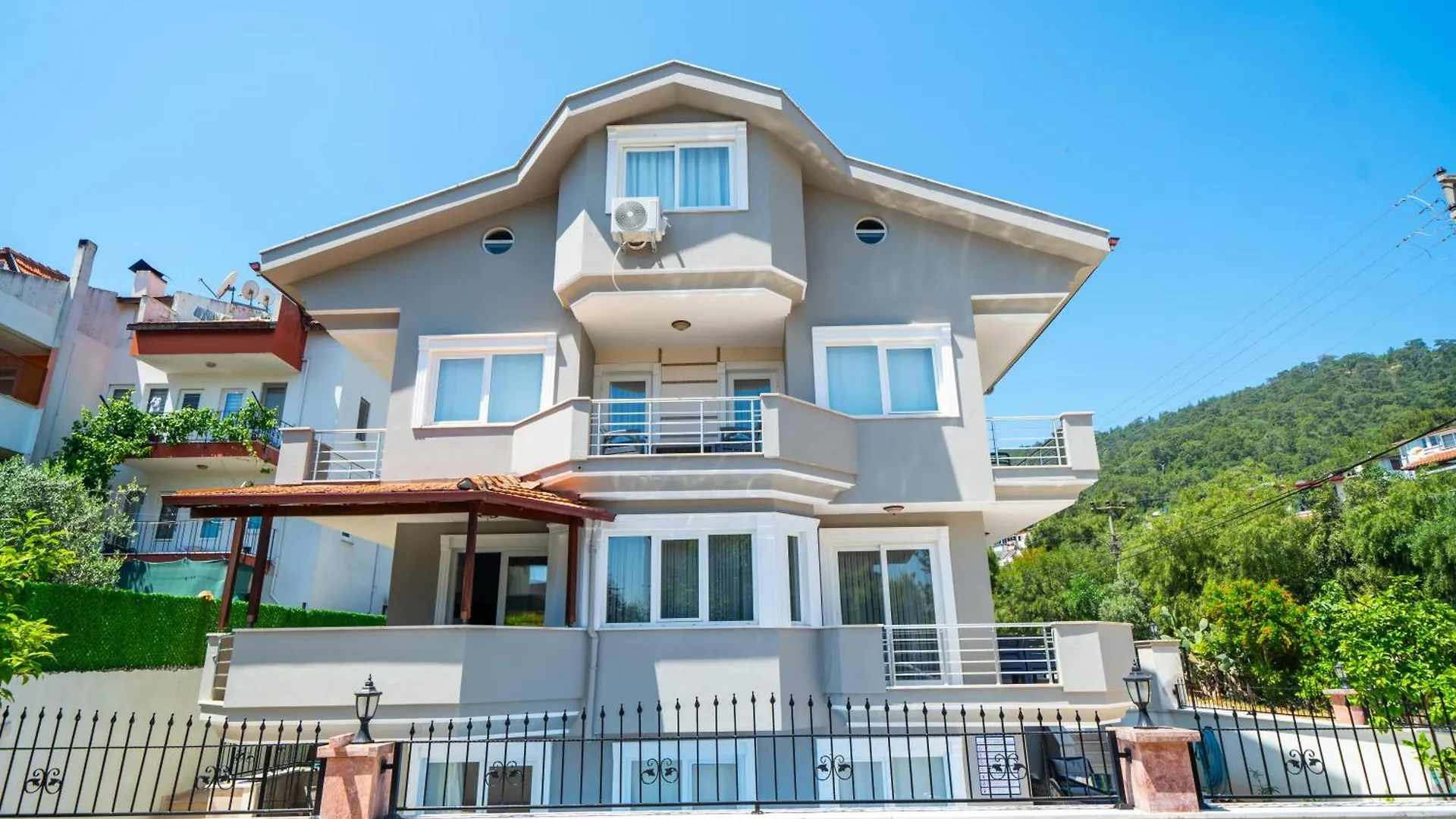 Necatibey Villa Armutalan Marmaris Daily Weekly Rentals